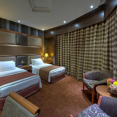 Delmon Palace Hotel Дубай Стая снимка