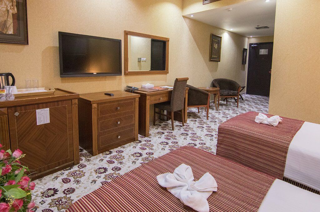 Delmon Palace Hotel Дубай Стая снимка