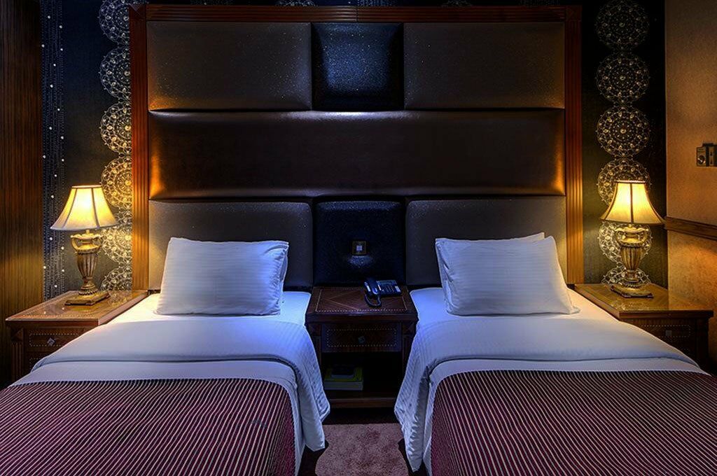Delmon Palace Hotel Дубай Стая снимка