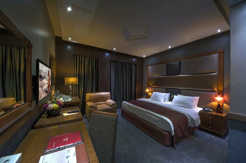 Delmon Palace Hotel Дубай Стая снимка